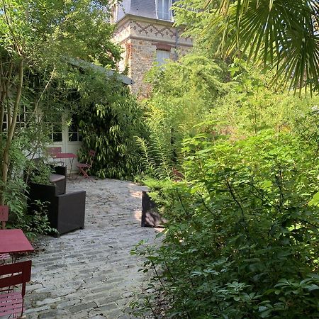 فندق Les Jardins Carnot كومبيينْيِ المظهر الخارجي الصورة
